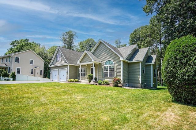 5 Red Bridge Ln, South Hadley, MA 01075
