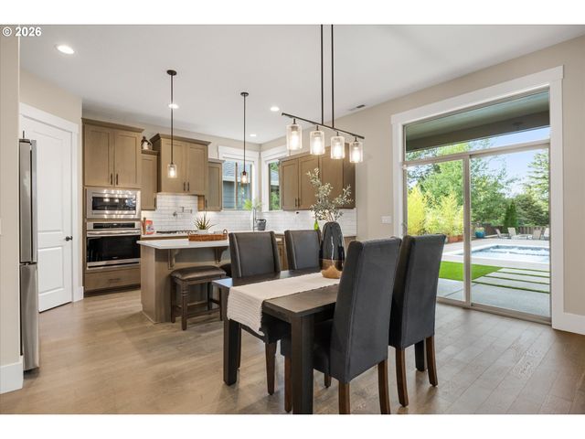 15459 Se SACAGAWEA St, Happy Valley, OR 97086