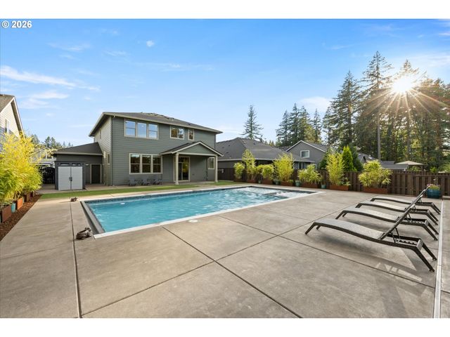 15459 Se SACAGAWEA St, Happy Valley, OR 97086