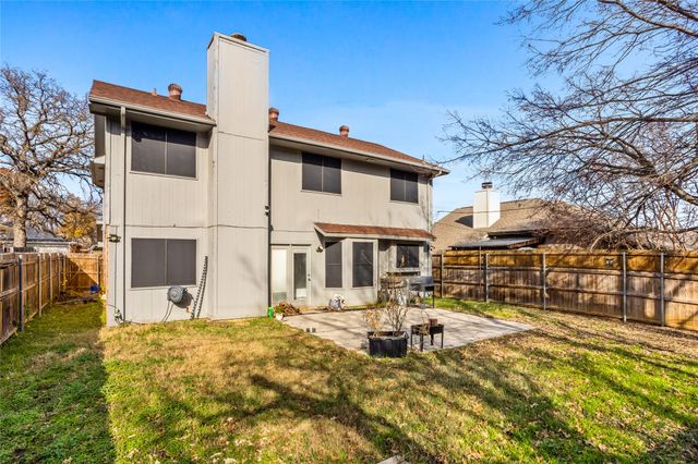 5200 Foley Drive, Arlington, TX 76013