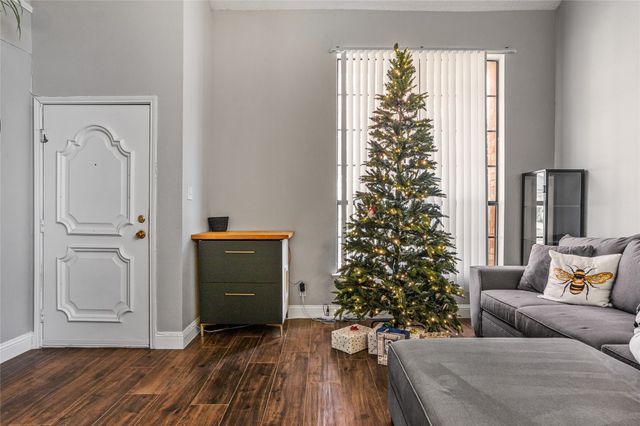 5200 Foley Drive, Arlington, TX 76013