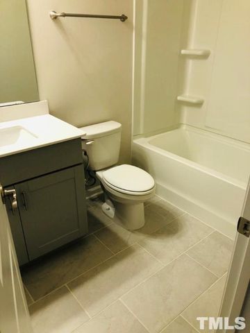 266 Brook Farm Lane, Fuquay Varina, NC 27526