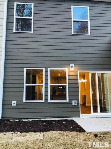 266 Brook Farm Lane, Fuquay Varina, NC 27526