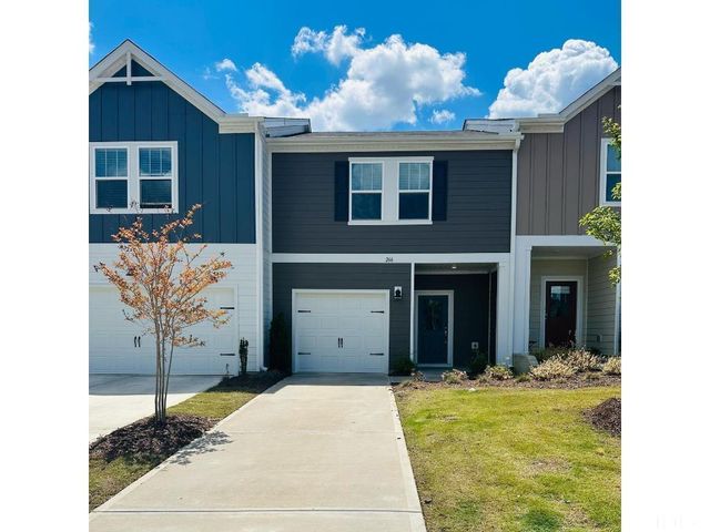 266 Brook Farm Lane, Fuquay Varina, NC 27526