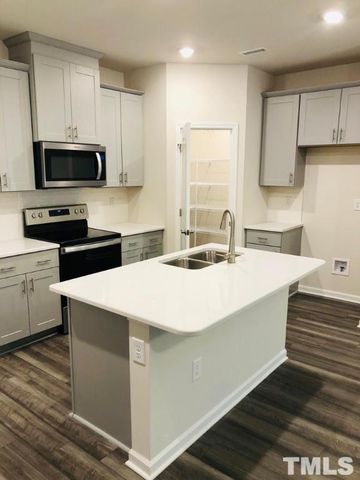 266 Brook Farm Lane, Fuquay Varina, NC 27526