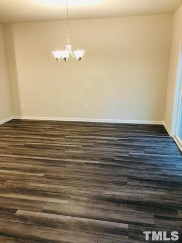 266 Brook Farm Lane, Fuquay Varina, NC 27526