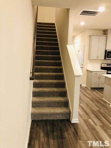 266 Brook Farm Lane, Fuquay Varina, NC 27526