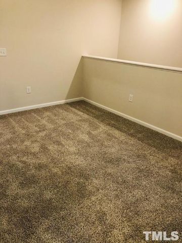 266 Brook Farm Lane, Fuquay Varina, NC 27526