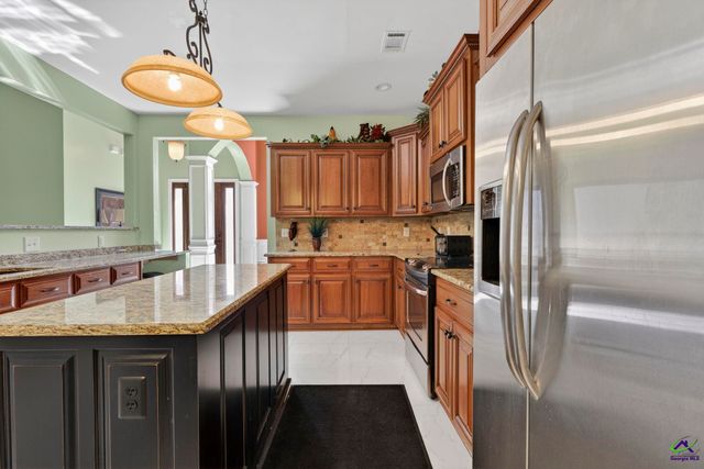 304 Montview Way, Centerville, GA 31028