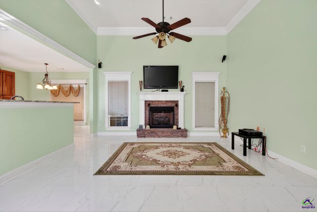 304 Montview Way, Centerville, GA 31028