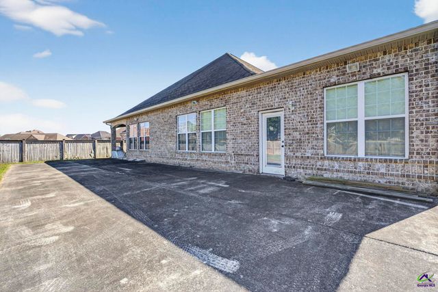 304 Montview Way, Centerville, GA 31028