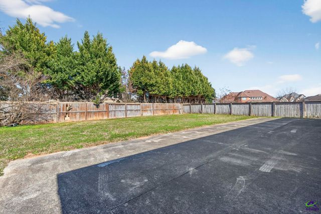 304 Montview Way, Centerville, GA 31028