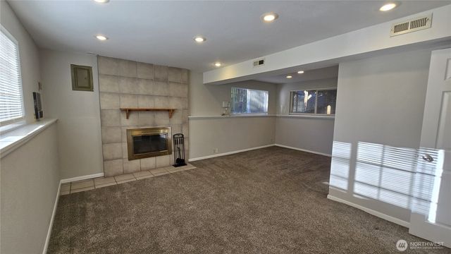 13212 108th Avenue NE, Kirkland, WA 98034