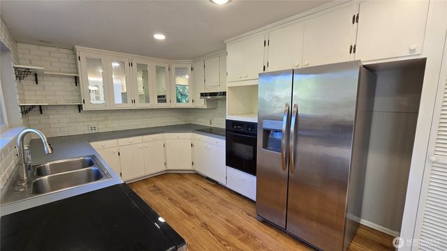 13212 108th Avenue NE, Kirkland, WA 98034