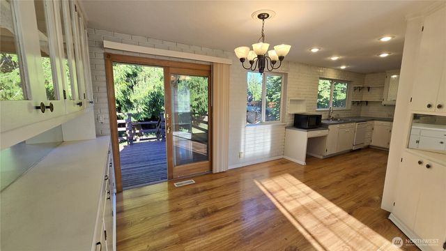 13212 108th Avenue NE, Kirkland, WA 98034
