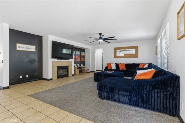 38457 Anset, Palmdale, CA 93551