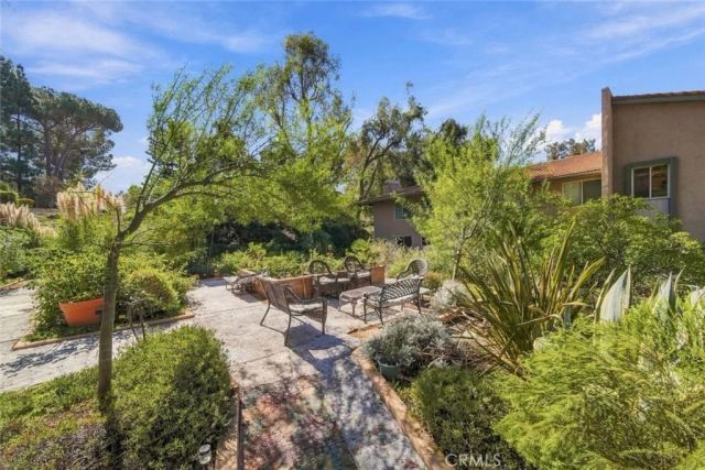 751 Birchpark Circle 201, Thousand Oaks, CA 91360