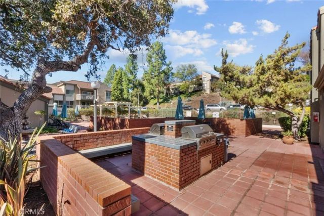 751 Birchpark Circle 201, Thousand Oaks, CA 91360