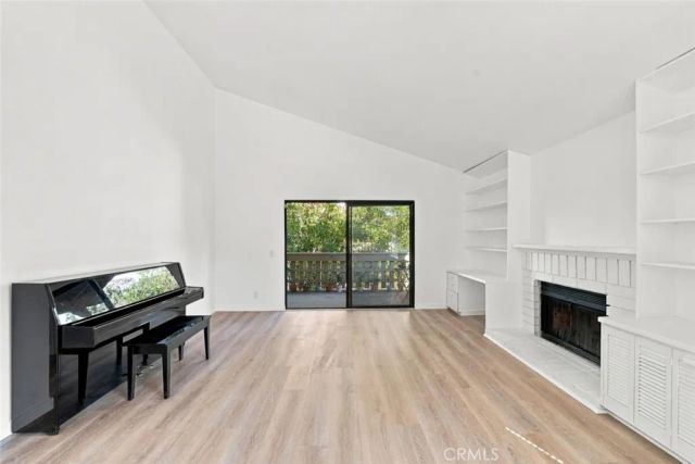 751 Birchpark Circle 201, Thousand Oaks, CA 91360