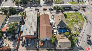 1523 E Vernon Avenue, Los Angeles, CA 90011