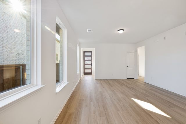 192 Pintail Lane, Rhome, TX 76078