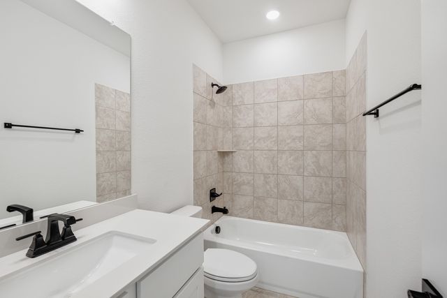 192 Pintail Lane, Rhome, TX 76078