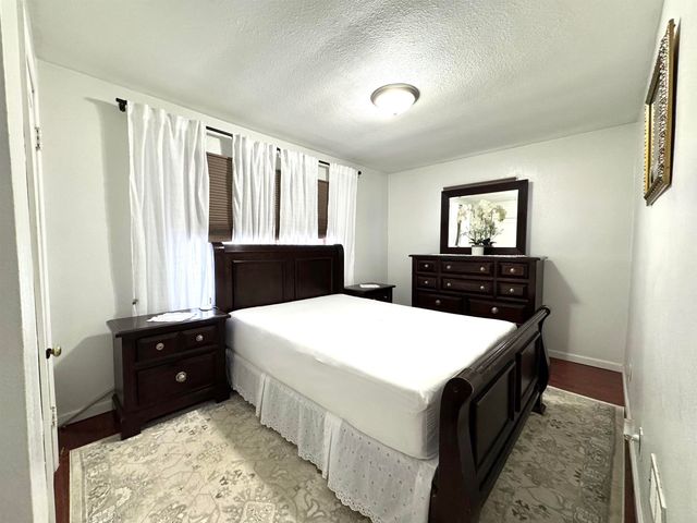 2425 Randolph Street, Waterloo, IA 50702