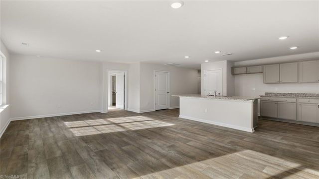 118 Sugar Pine Street, Thomasville, NC 27360