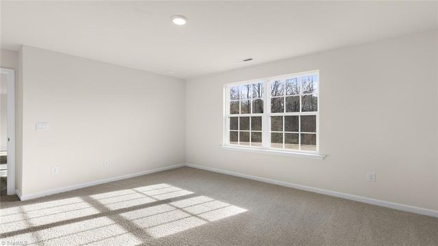 118 Sugar Pine Street, Thomasville, NC 27360