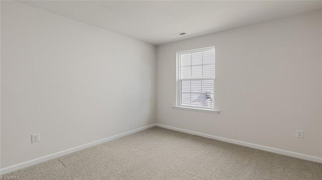 118 Sugar Pine Street, Thomasville, NC 27360