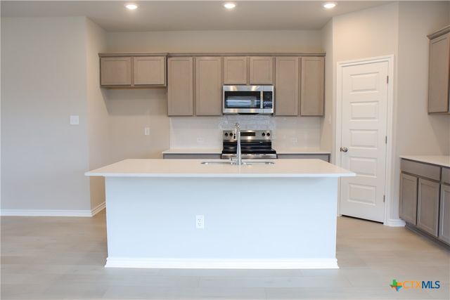 1843 E French Avenue, Temple, TX 76501