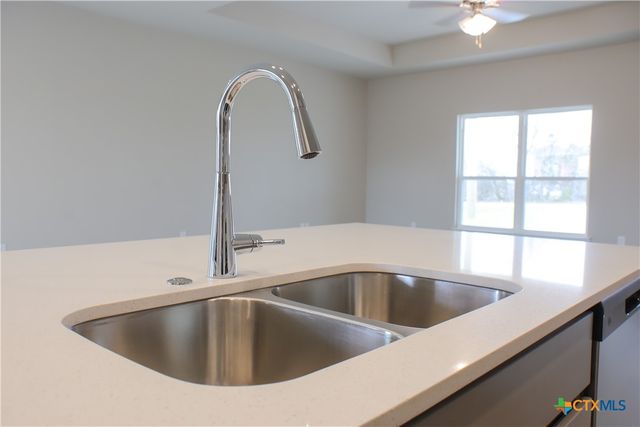 1843 E French Avenue, Temple, TX 76501