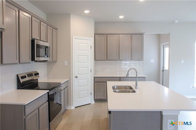 1843 E French Avenue, Temple, TX 76501