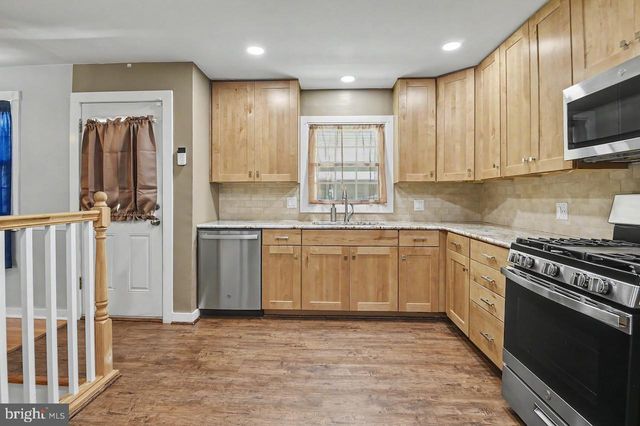 105 MACARTHUR DR, Wilmington, DE 19804