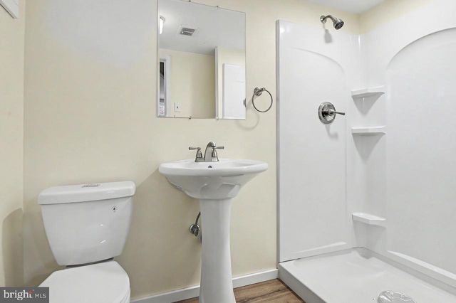 105 MACARTHUR DR, Wilmington, DE 19804