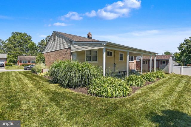 105 MACARTHUR DR, Wilmington, DE 19804