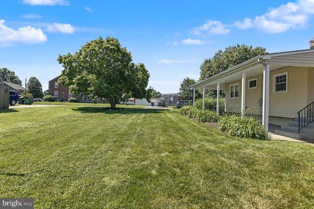 105 MACARTHUR DR, Wilmington, DE 19804