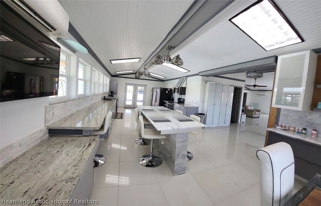 801 Jersey Street NE, Lake Placid, FL 33852