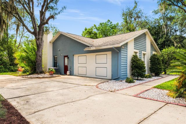 1716 CEDAR GLEN DRIVE, Apopka, FL 32712