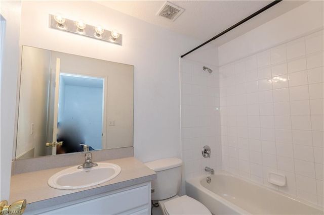 10078 Spyglass Hill LN, Fort Myers, FL 33966