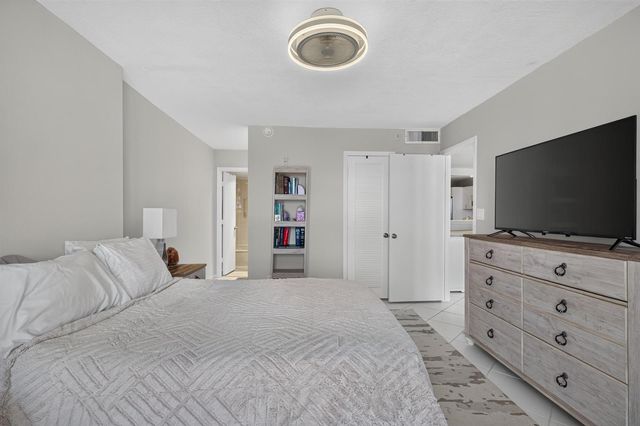 510 N Ocean Boulevard R-34, Pompano Beach, FL 33062