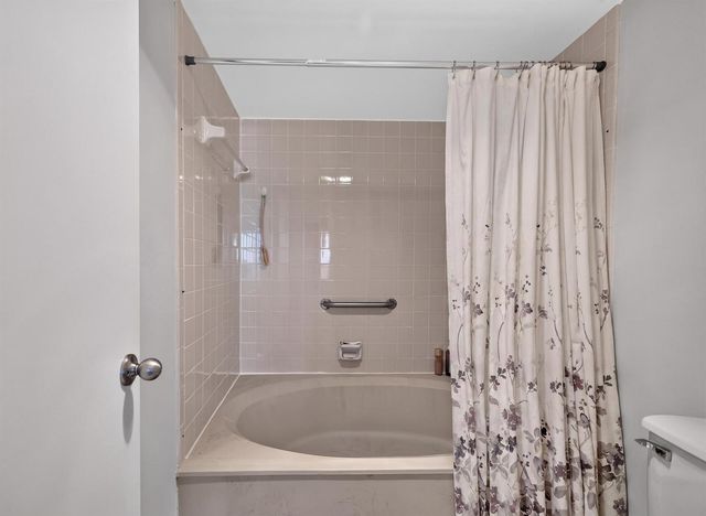 510 N Ocean Boulevard R-34, Pompano Beach, FL 33062