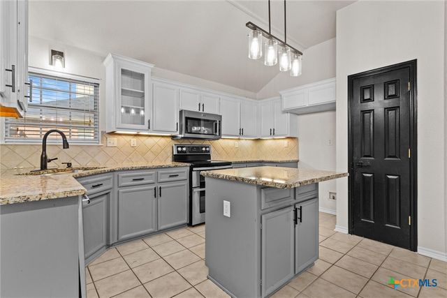 418 Canoe Drive, Harker Heights, TX 76548