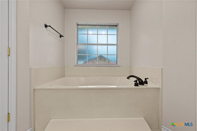 418 Canoe Drive, Harker Heights, TX 76548