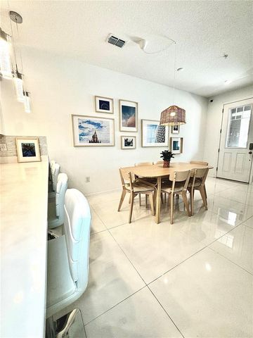 10251 HIGHLINE CREST STREET, Orlando, FL 32832