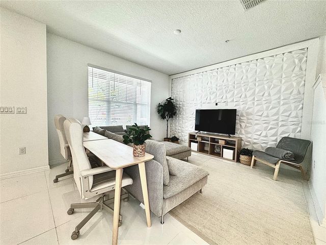 10251 HIGHLINE CREST STREET, Orlando, FL 32832