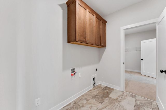 1564 Creekwood, New Richmond, WI 54017