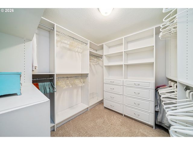 610 S ANCHOR St, Rockaway Beach, OR 97136