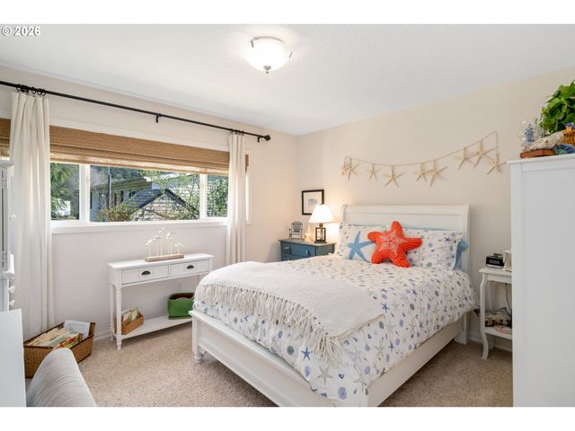 610 S ANCHOR St, Rockaway Beach, OR 97136