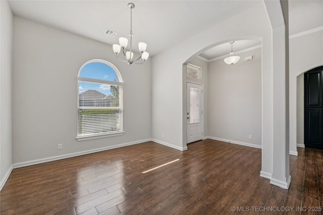 6261 E 146th Street S, Bixby, OK 74008